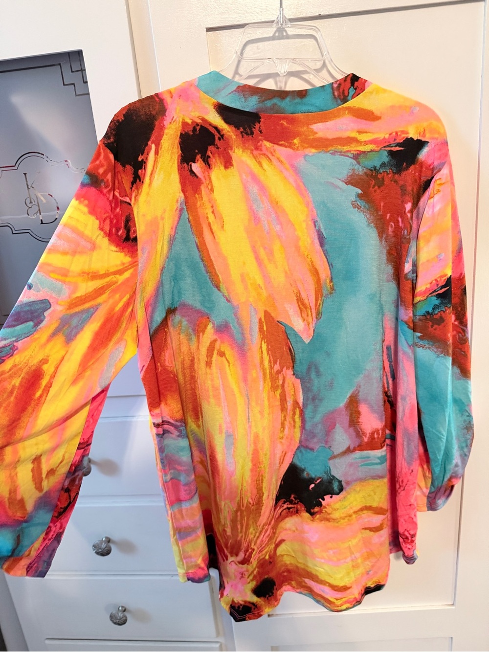 Bright Pink Abstract V-Neck Tunic Top - Picture 4 of 6